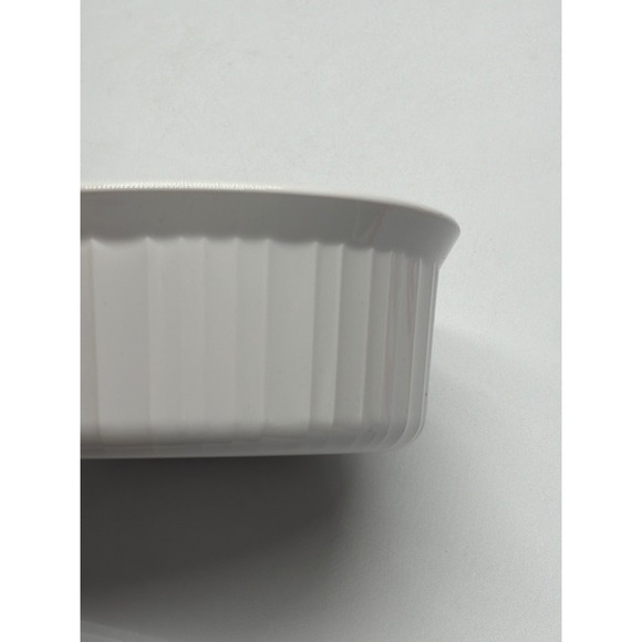 Corning ware White Bowl Fluted Ceramic Baking Dish Oven Safe F-5-B 1.6 Liter - Picture 4 of 5